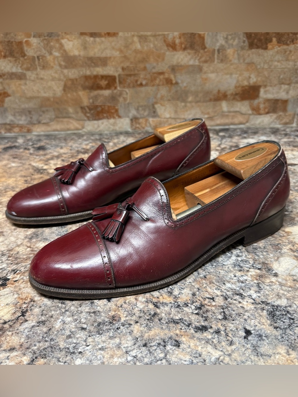 Salvatore Ferragamo Mens 10.5 D Red Burgundy Leather Tassel Brogue Loafers